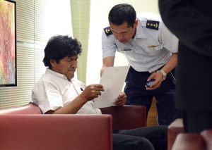 Evo Morales, retenido